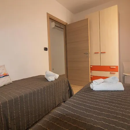 Casa Vacanze Pirata A Torre Pali 펜션
